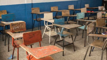 Προς μια ενωτική θεωρία παιδαγωγικής